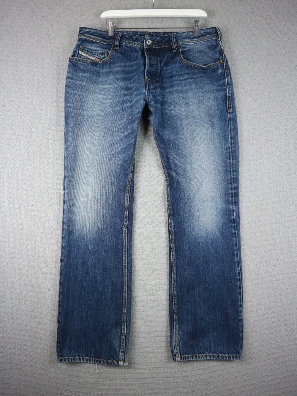 Diesel Zatiny Distressed Vintage Denim Jeans Bootcut 36x32 Whiskers Fade